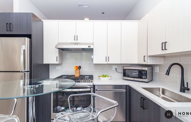 1 bed, 1 bath, 619 sqft, $1,999, Unit 413