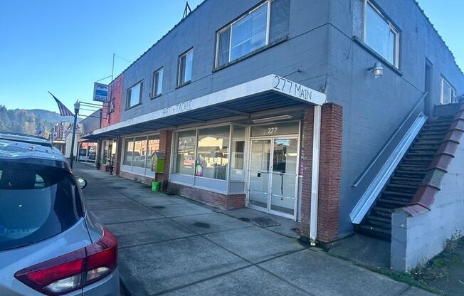 Studio, 1 bath, 800 sqft, $995, Unit 4