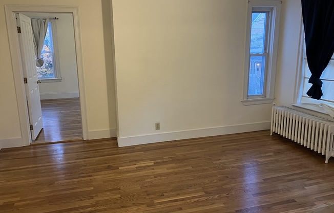 3 beds, 2 baths, 1,300 sqft, $3,800, Unit 2