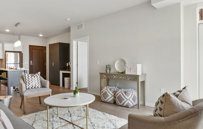 1 bed, 1 bath, 698 sqft, $1,595, Unit 303