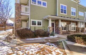 Nice 1 bedroom Condo in Parker