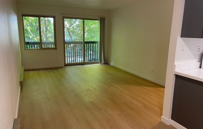 1 bed, 1 bath, 650 sqft, $1,750, Unit 28