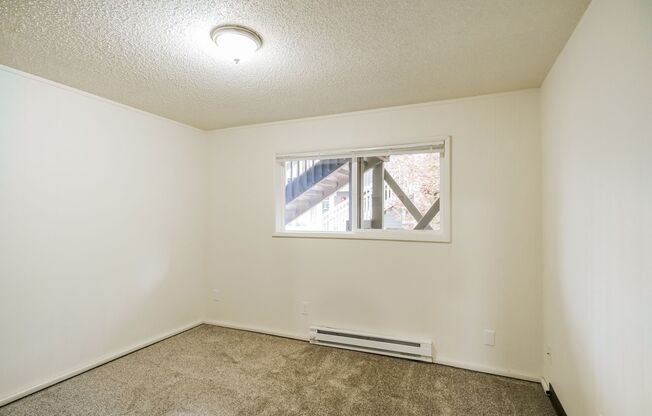 2 beds, 1 bath, 765 sqft, $1,220, Unit 2734