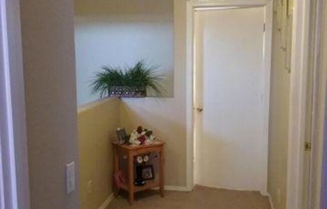4 beds, 2.5 baths, $2,200