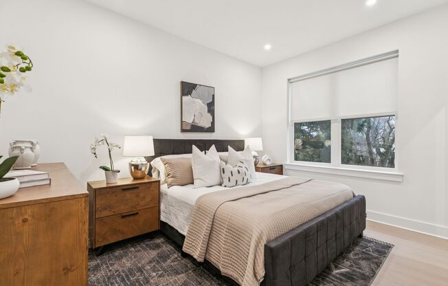 2 beds, 2 baths, 1,000 sqft, $2,773, Unit 105