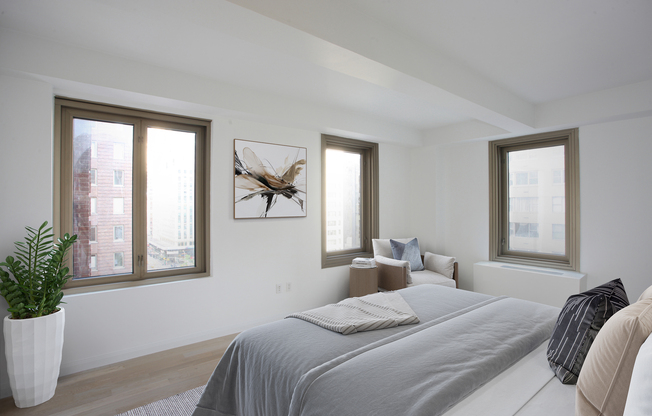 2 beds, 2.5 baths, $9,100, Unit 12J