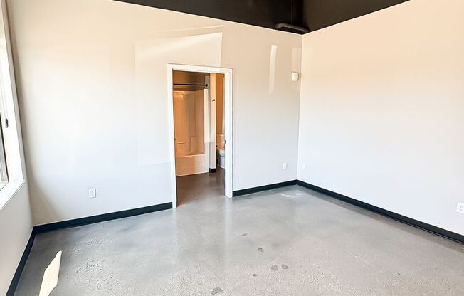 2 beds, 2 baths, 1,188 sqft, $1,725, Unit 120