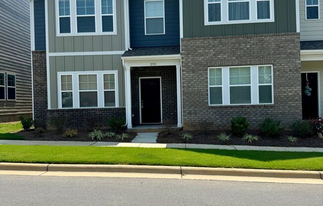 Beautiful, Brand New, 3BR/2.5BA Townhouse in Gastonia