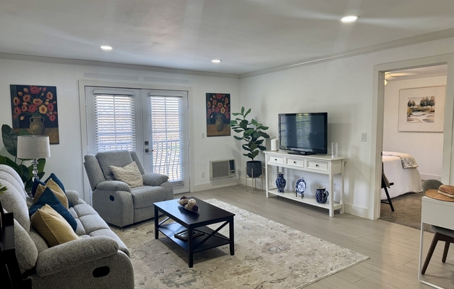5055 Collwood Blvd. #319