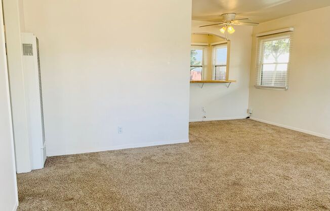 2BD/1BA PACIFIC BEACH HOUSE LESS THAN 5 BLOCKS TO THE BEACH! ONLY $3,495/mo!
