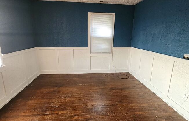 1 Bedroom With Appliances