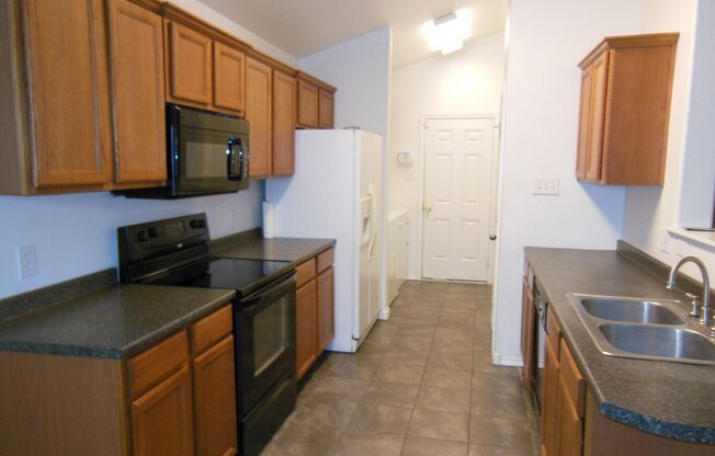 3 beds, 2 baths, $1,375