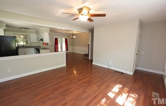 3913 SUMMER PL