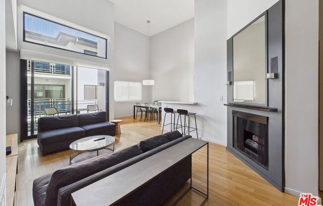 2 beds, 2 baths, 1,124 sqft, $6,100, Unit 205B