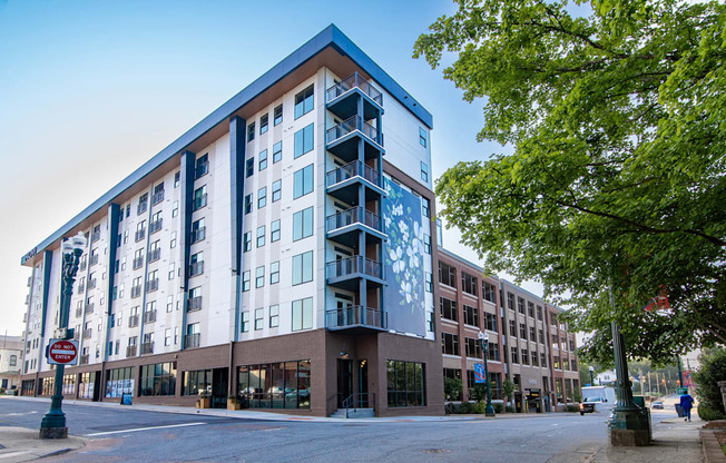 Building Exterior View at Novi Flats, Concord, North Carolina