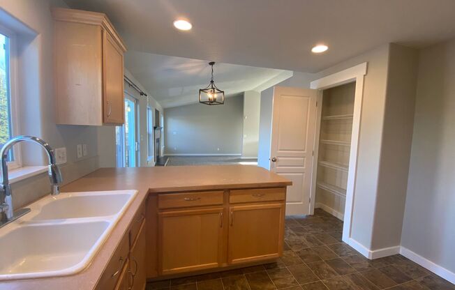 Beautiful 4-bedroom 2.5 bath home located on 5-mile prairie available for move in July 18th