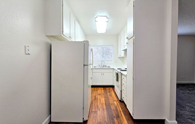 Crestwood Apartments