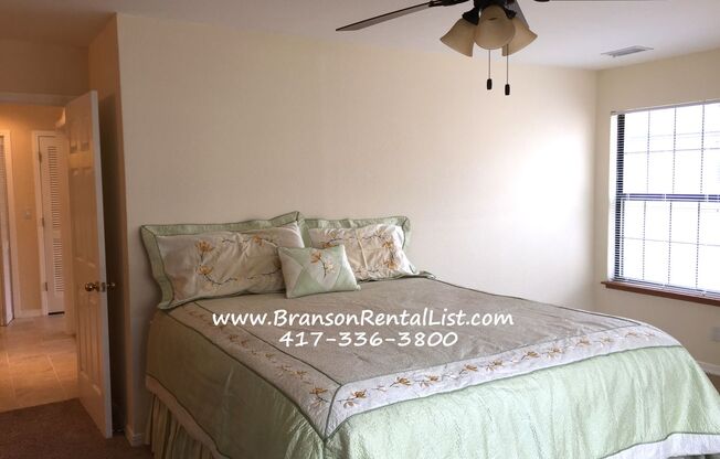 2 beds, 2 baths, $1,350, Unit Suite 31