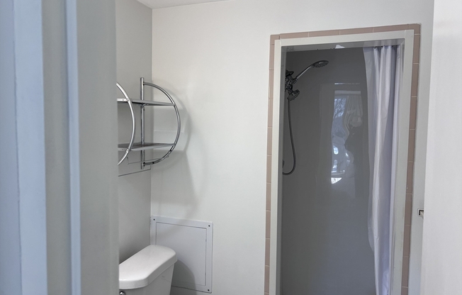 Studio, 1 bath, 388 sqft, $1,750, Unit 306