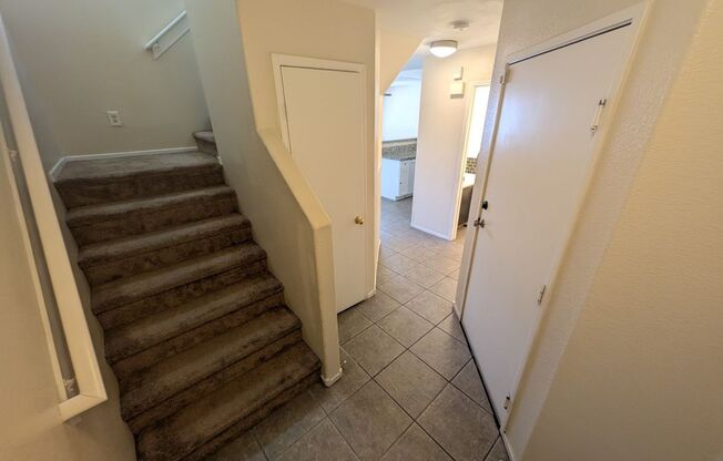 2520 SIERRA LUNA AVE #102