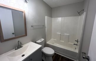 2 beds, 1 bath, $1,280