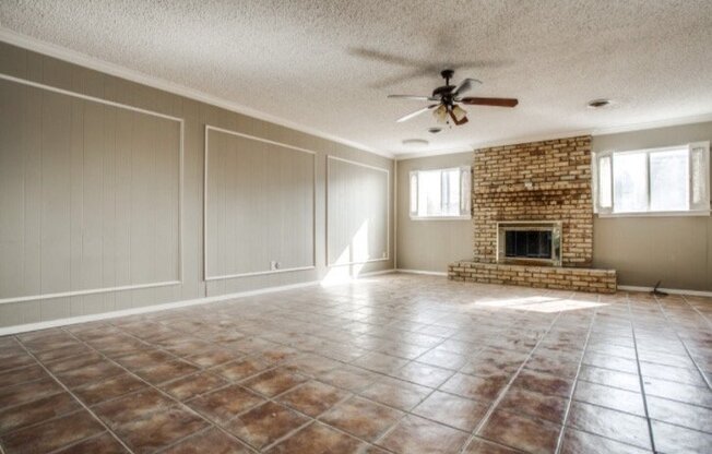 2316 ROSEMARIE DR