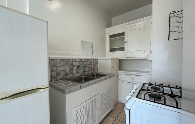 536 Leavenworth Street (958rc)