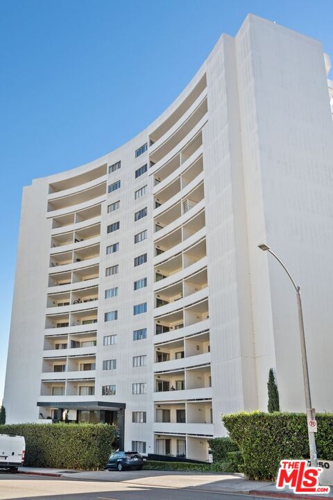 1 bed, 2 baths, 1,260 sqft, $3,700, Unit 507