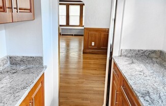 3 beds, 1 bath, 1,300 sqft, $3,450, Unit 1