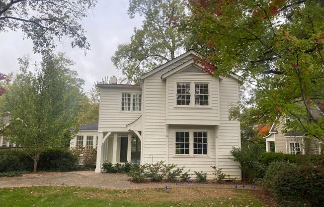 Charming 2600 square ft. Dutch Colonial Eastover home next to Colonial Park!