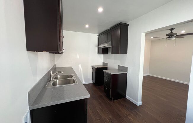 1 bed, 1 bath, $1,950, Unit 6609 Orchard Avenue Unit B