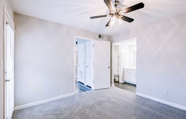 2 beds, 2 baths, 1,000 sqft, $1,450, Unit 2041