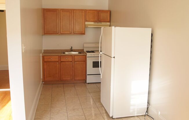 1 bed, 1 bath, 667 sqft, $1,895, Unit Sawyer-305