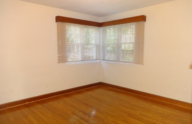 3 beds, 2 baths, $3,850