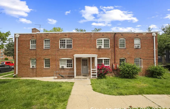 4235 1 ST SE