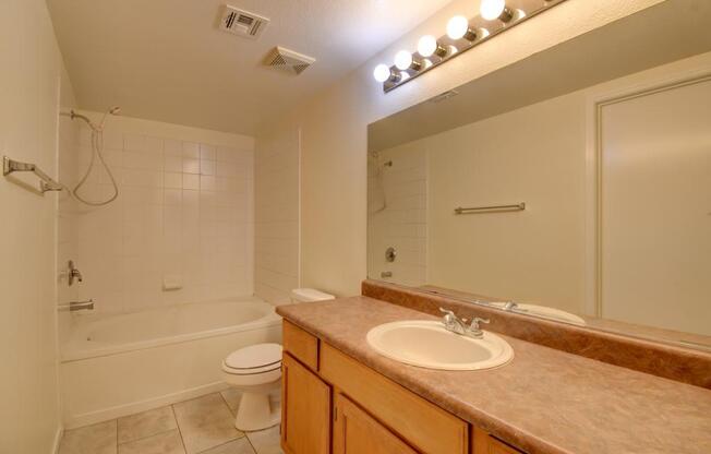 2 beds, 2 baths, 1,046 sqft, $1,550, Unit UNIT 1030