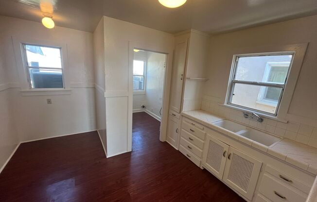425 Guadalupe St.