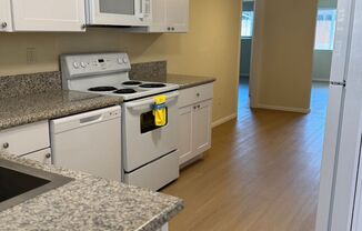 DOROTHY STREET 643 (4 units)