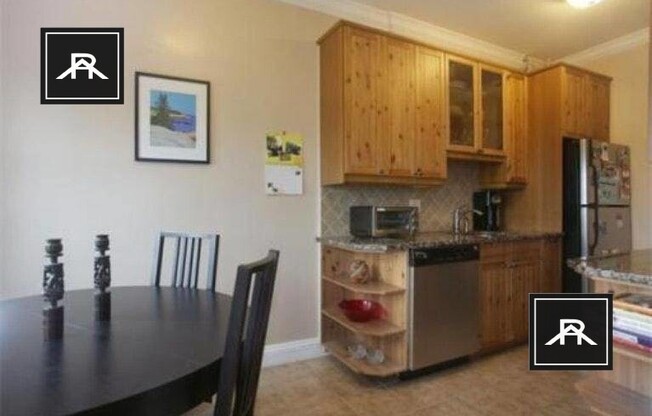 6 CHISWICK RD