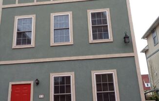 11 North Village Circle
