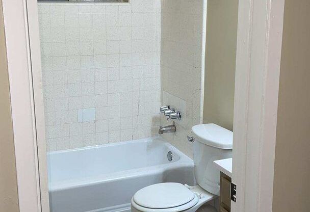 1 bed, 1 bath, $1,595, Unit 1483 Apt 06