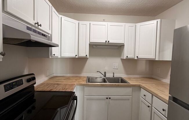 2 beds, 1 bath, 685 sqft, $1,250, Unit 111-203