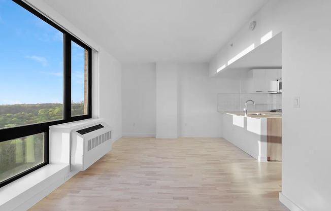 Studio, 1 bath, $2,795, Unit 18F