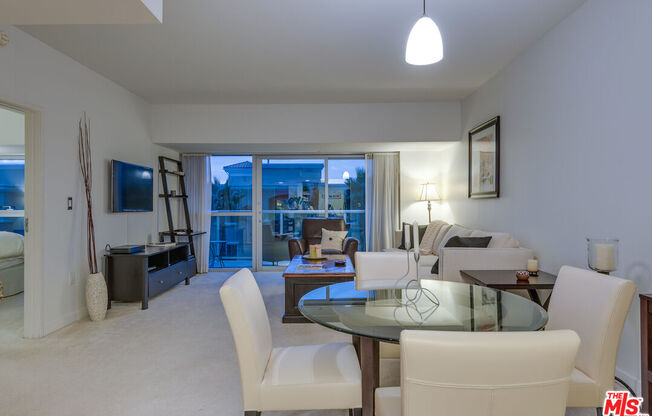 1 bed, 1 bath, 891 sqft, $3,850, Unit 306