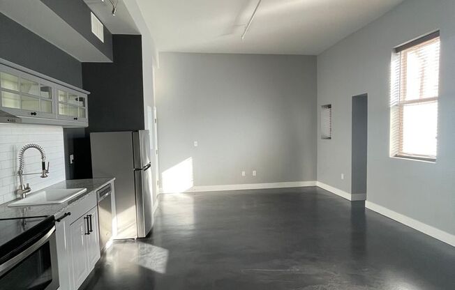 1 bed, 1 bath, 600 sqft, $1,200, Unit 103