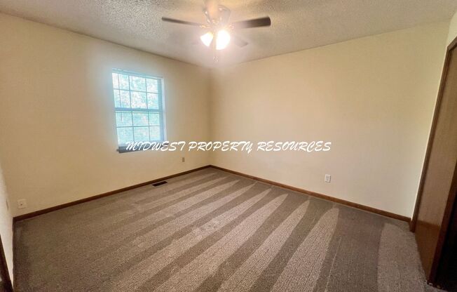 2 beds, 1 bath, $1,180