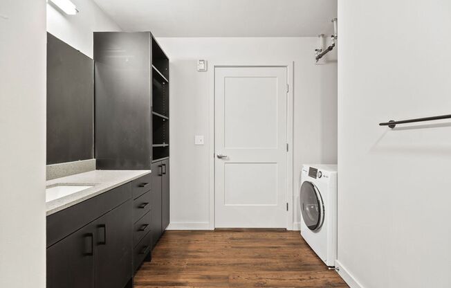 2 beds, 1 bath, 660 sqft, $2,850, Unit 311