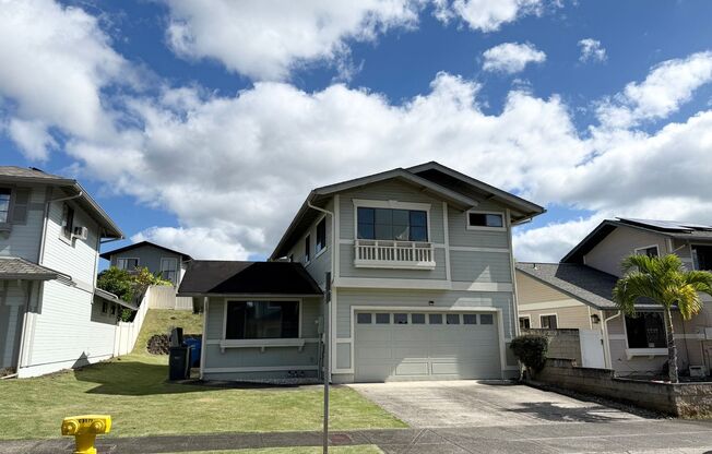 Mililani Mauka - Island Bungalows 3 bedroom 2.5 bath w/enclosed garage single family house