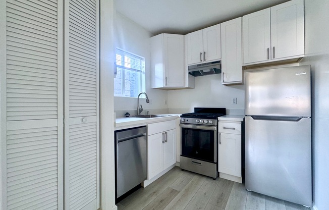 17 DECATUR ST