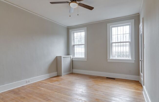 Charming 3BR/1B Conveniently Located Near Rhodes College!